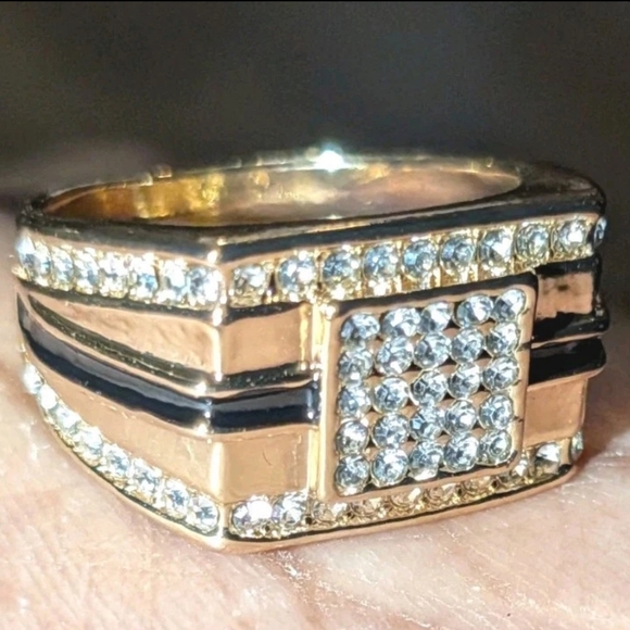 Classic Blinged Out Men's Ring Sz 7